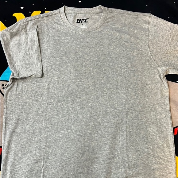 ( 2 PACK ) UFC Gray Short Sleeve Tee - Picture 2 of 6